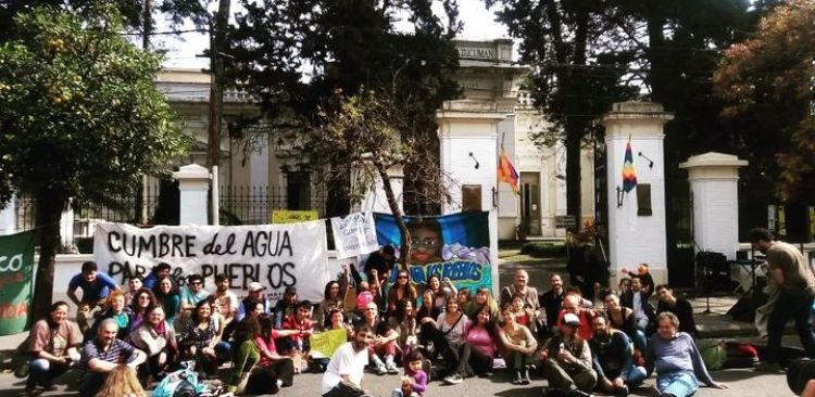 Una Cumbre Regional por el Agua para los Pueblos